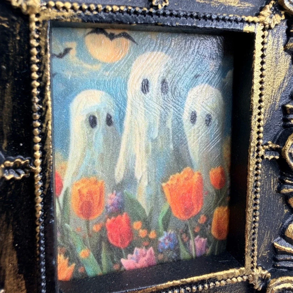 N/A handcrafted miniature